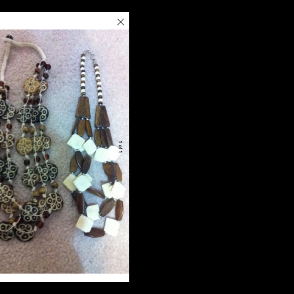 Lot of two stone necklaces from Italy